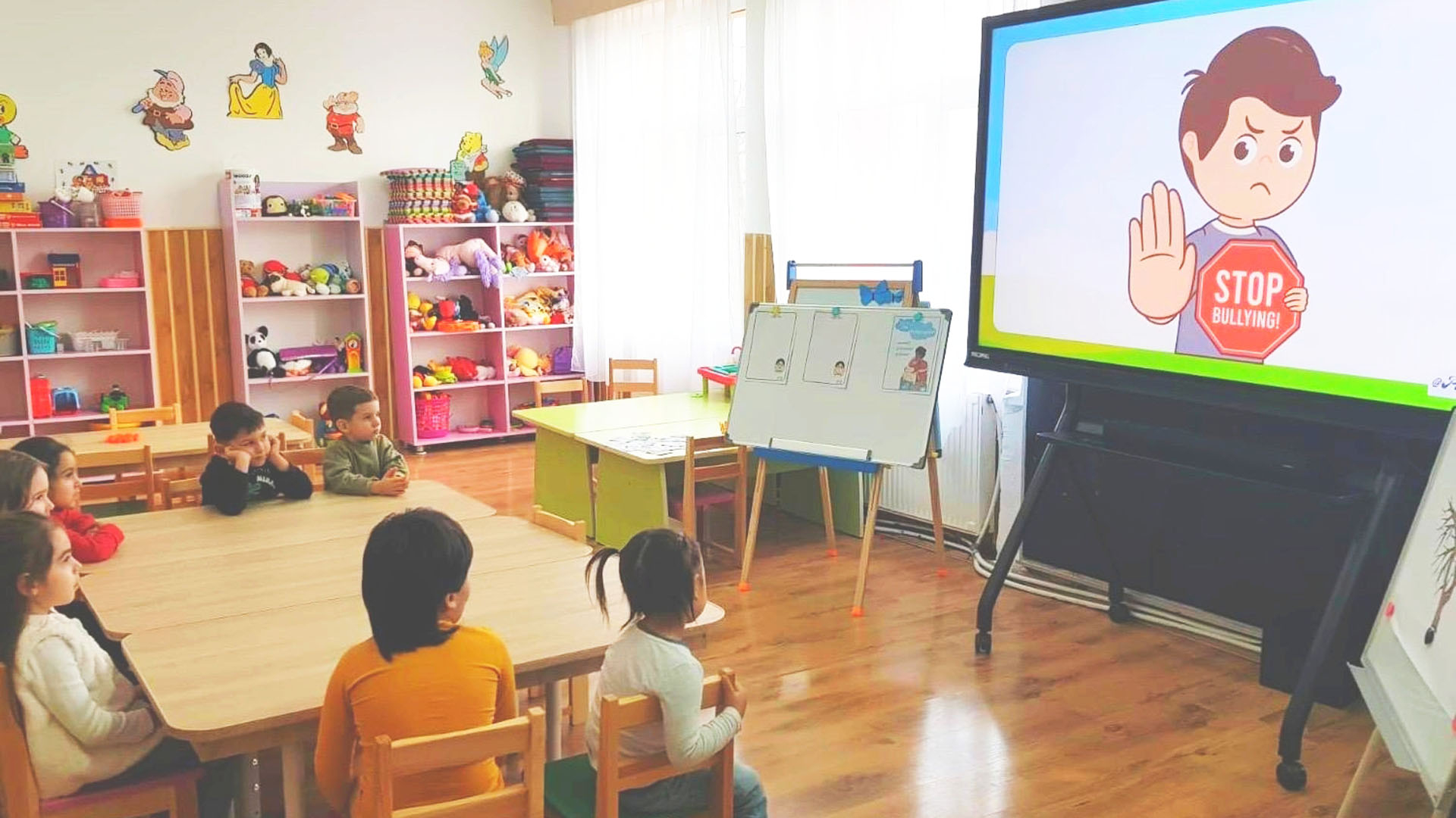 Ziua Internațională a Nonviolenței în școli